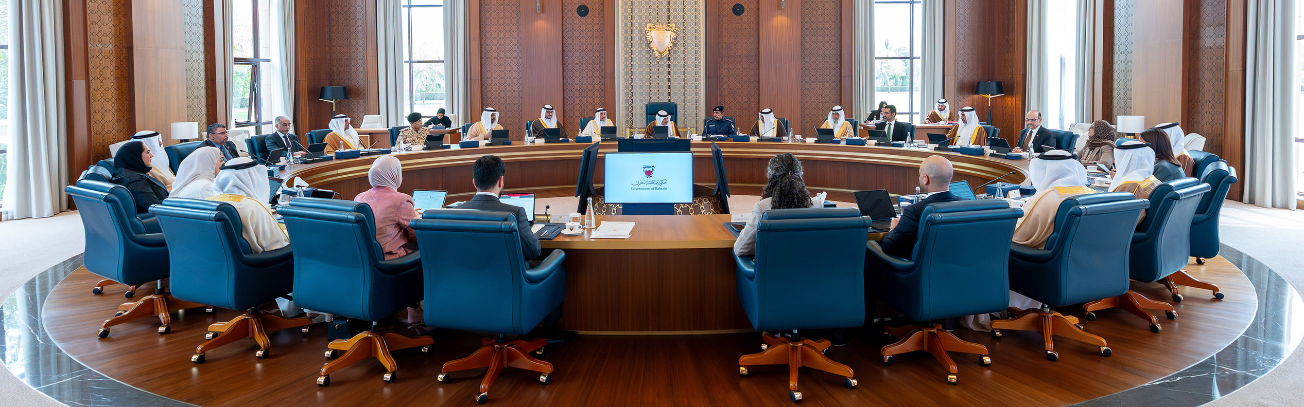 سمو ولي العهد رئيس مجلس الوزراء يترأس الاجتماع الاعتيادي الأسبوعي لمجلس الوزراء